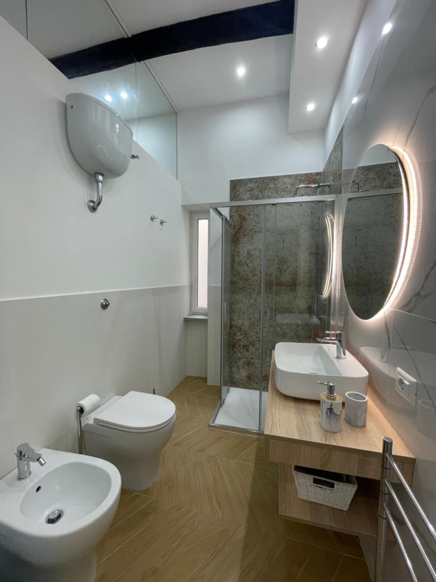 Gennarino Apartments - Panorama Suite With Balcony And Urban Loft Nápoles Exterior foto